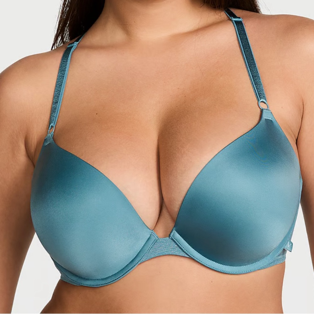 Victoria’s Secret Sexy Tee Smooth Push-Up Bra